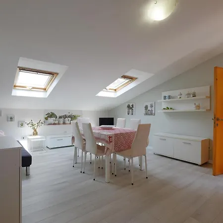 Glicine E Sole By Teuladaapartments Apartment